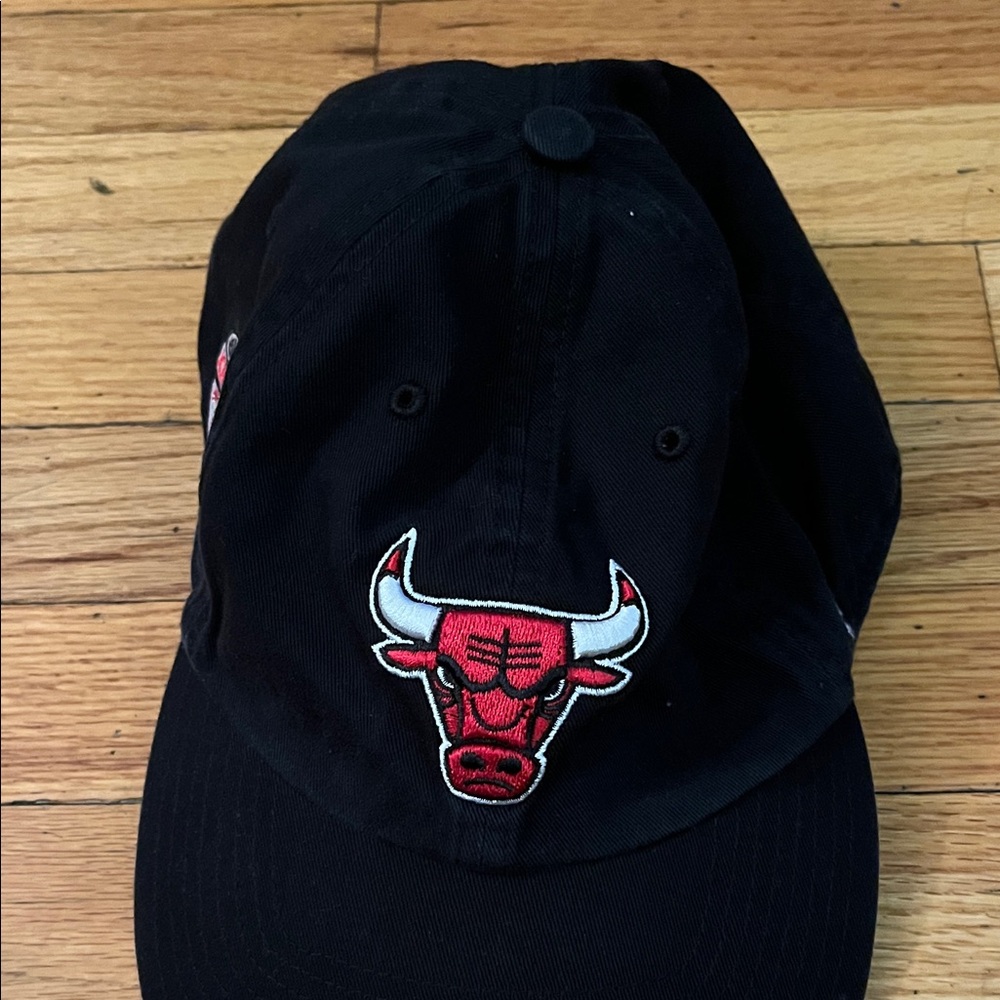 Mitchell & Ness Black Cap with Red Bull Design
